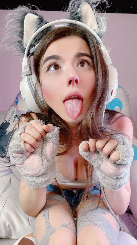 asian twink onlyfans top photo