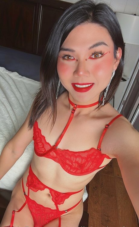 emilybunietsfree sexy pornstar picture