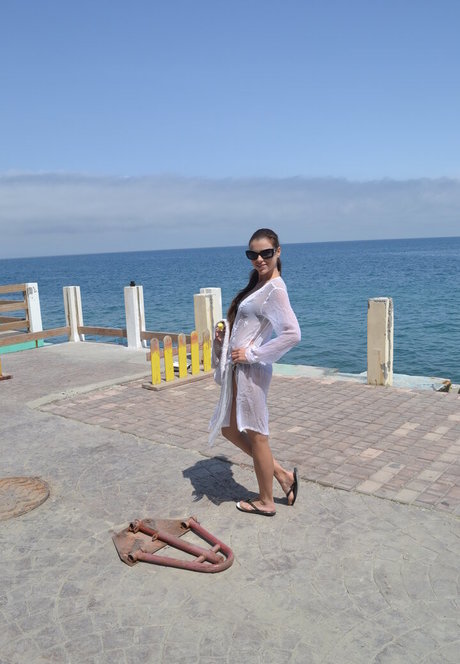 blonde cum onlyfans free sexy image