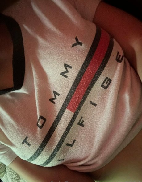 sarunia6996 Profile pic