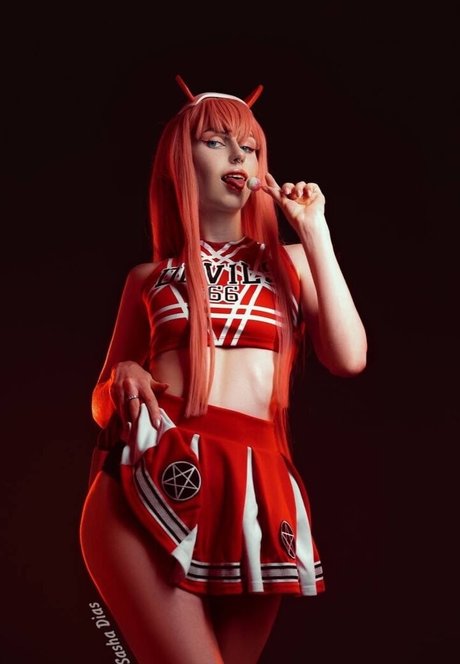 Sasha Dias sexy star photos