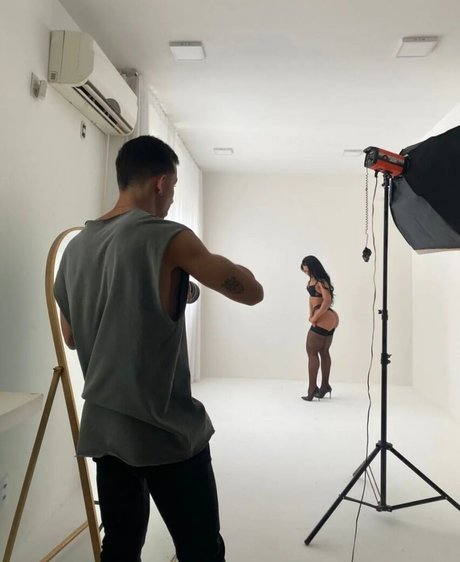 Karen Priscilla free actress pictures