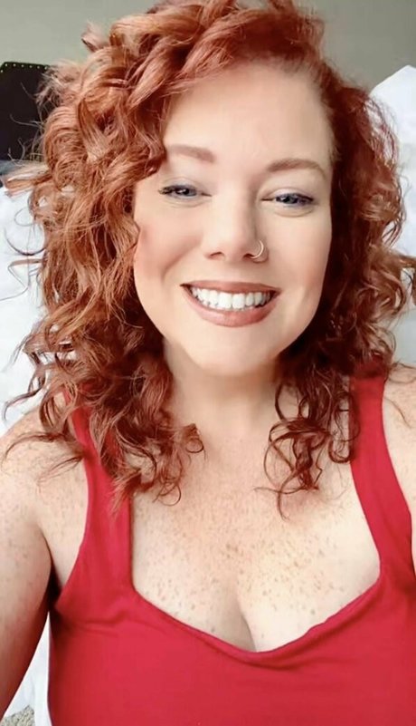 Naughtyexpastorswife xxx model images