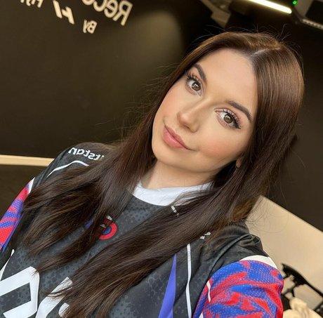 cuckquean onlyfans free xxx picture