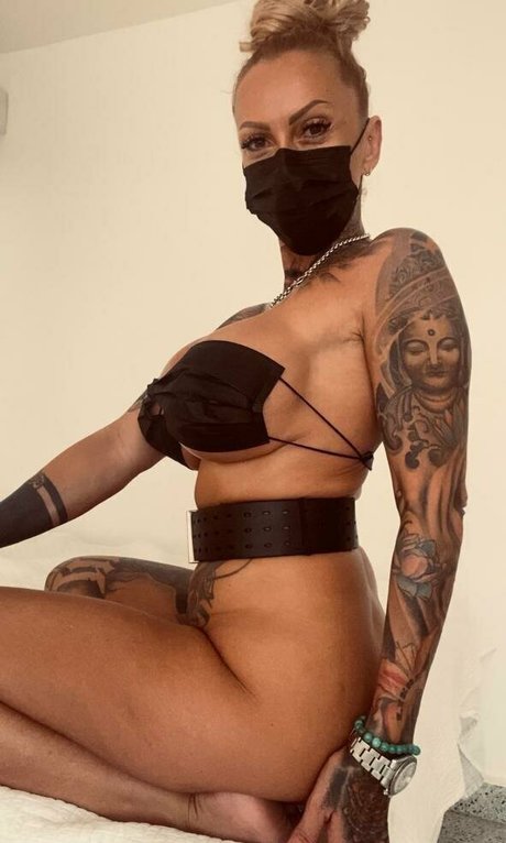 legging onlyfans art nude gallery