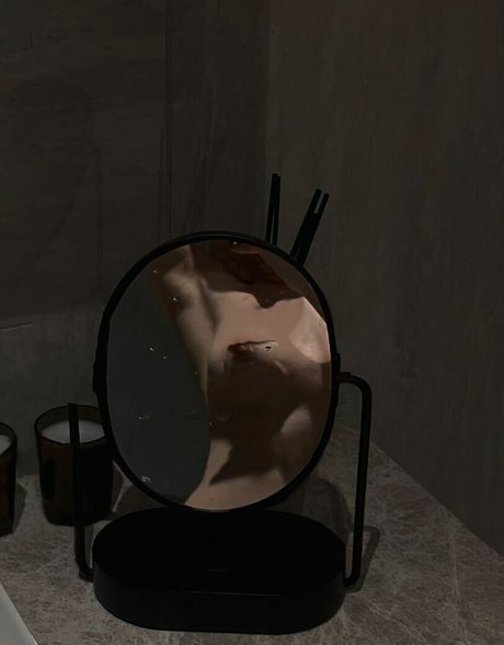 Leron Baron star high quality photos