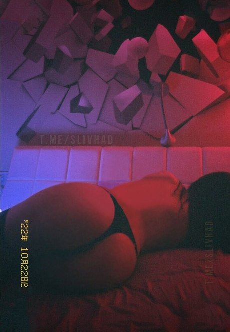 Leron Baron hot actress picture