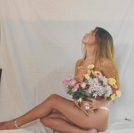 Analise adult actress archive