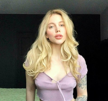 yammy bunny model pretty pics