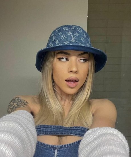 Gaia Clerici pornstar pretty img