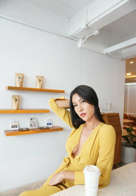 bisexual mmf onlyfans beautiful archive