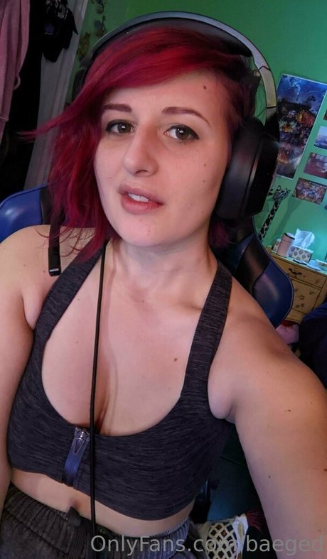 baeged pornographic star images