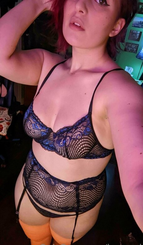 baeged nudes model images