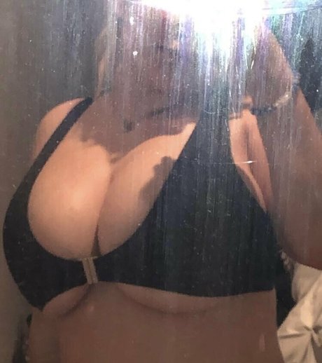 caseycmss naked pornstar galleries