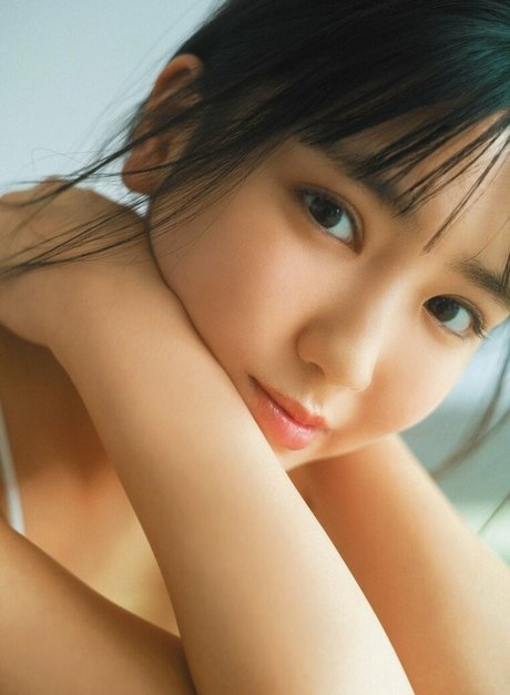 Aika Sawaguchi art model image