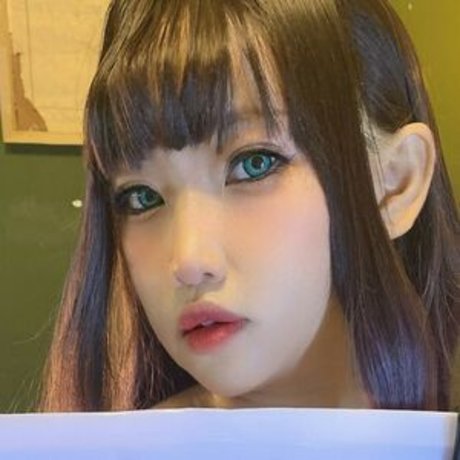 Monica Wos top star image