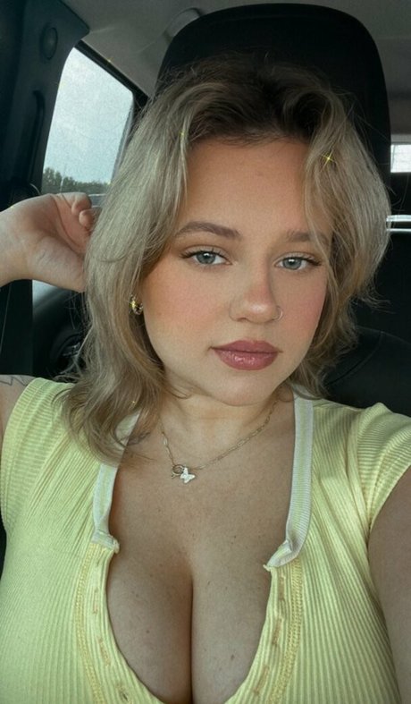 emilychannel star erotic pictures