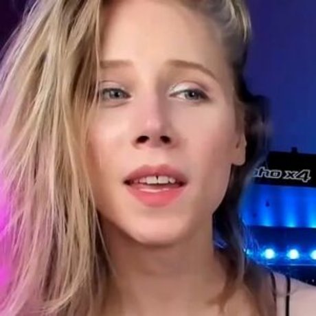 Realjuliajane pornstar hot image