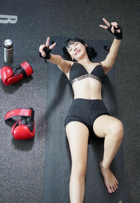 Beeko Pinknavy pornstar exclusive image