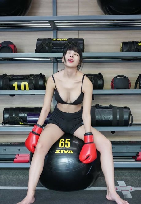 Beeko Pinknavy erotic pornstar archive