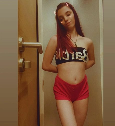 Oceane Licorne porn actress photo