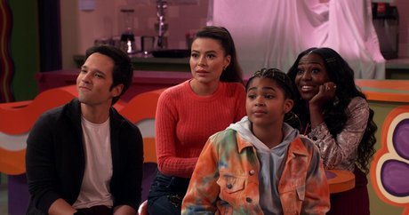 Miranda Cosgrove pornstar erotic pictures