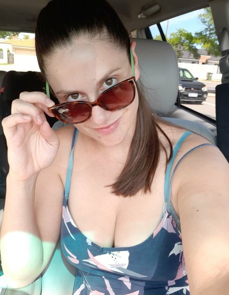 undressing onlyfans nude pictures