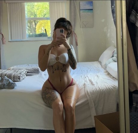 Chalina I pornographic model pics