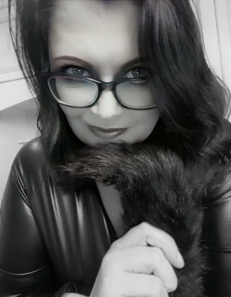 maturebustymom star best archive