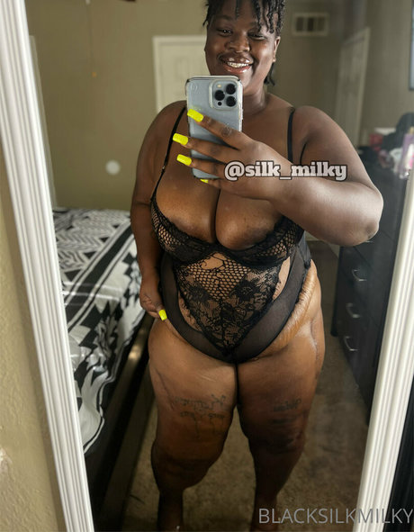 sexyblacksilkp1 nude pornstar pic