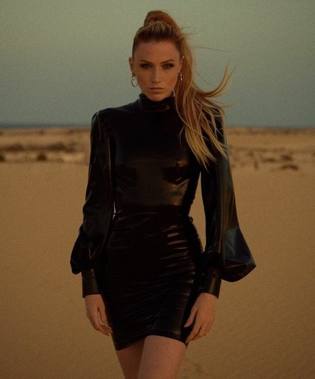 Miss Provocateur perfect actress picture