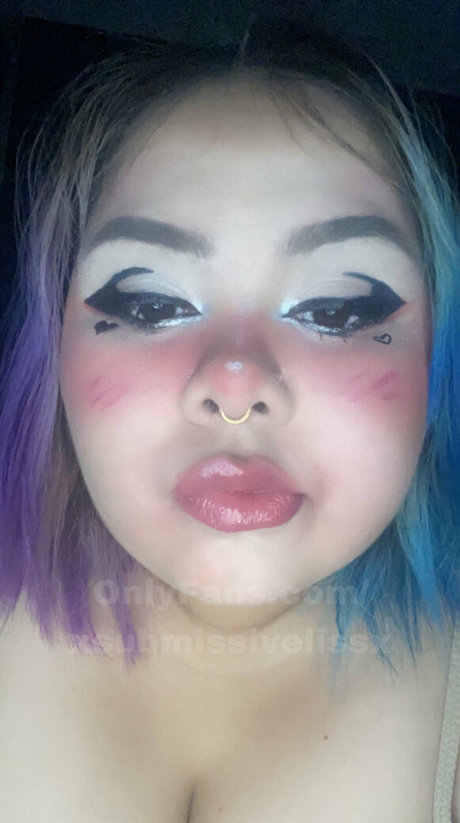 xsubmissivelissx star pretty photos