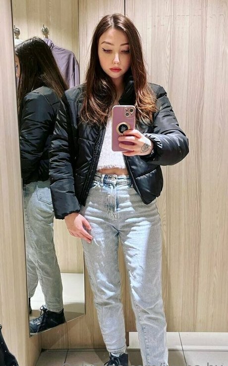 ivy ba by nude actress archive