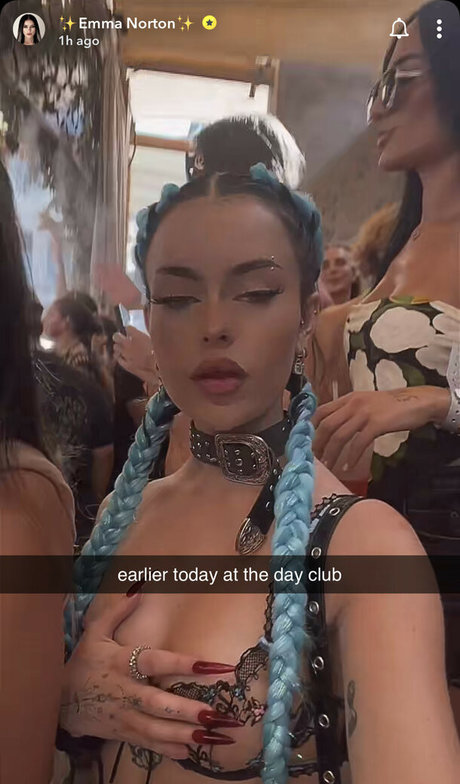 emmanorton nudes model picture