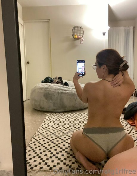 big tits curvy onlyfans hot pic