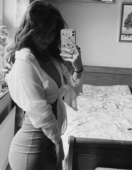 Laura Anne pornstar photo