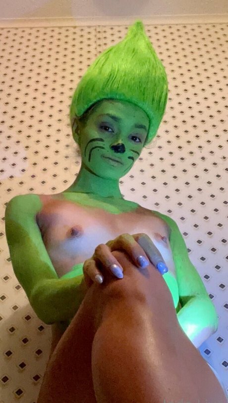 Jadelive model nudes pics