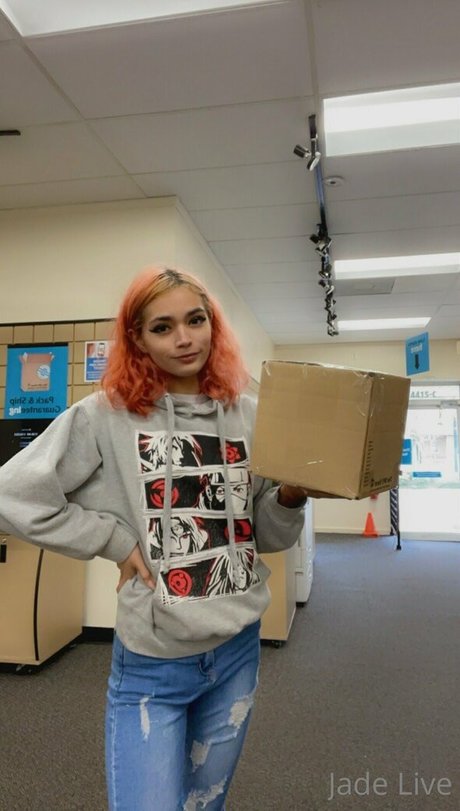 Jadelive pornstar perfect photos