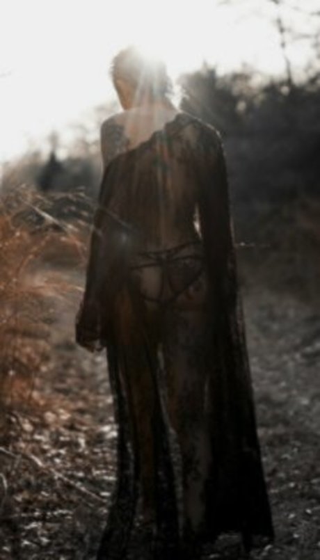 Clair Marie star exclusive photo