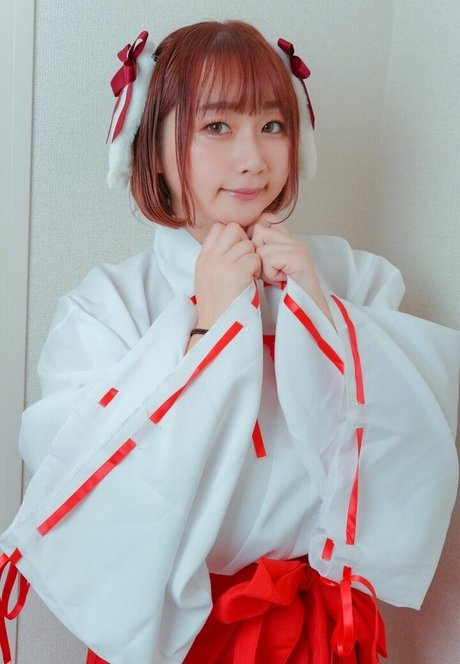 Akopai pornstar naked pics