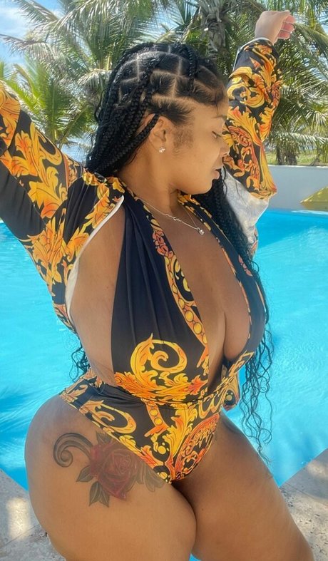 TrueBeauty334 model exclusive galleries