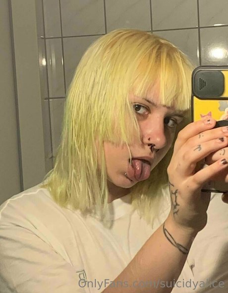 suicidyalice hot pornstar pictures