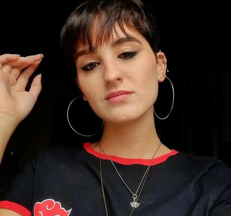 giant onlyfans free naked image