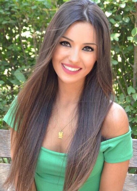 Sandra Escuer erotic actress pic