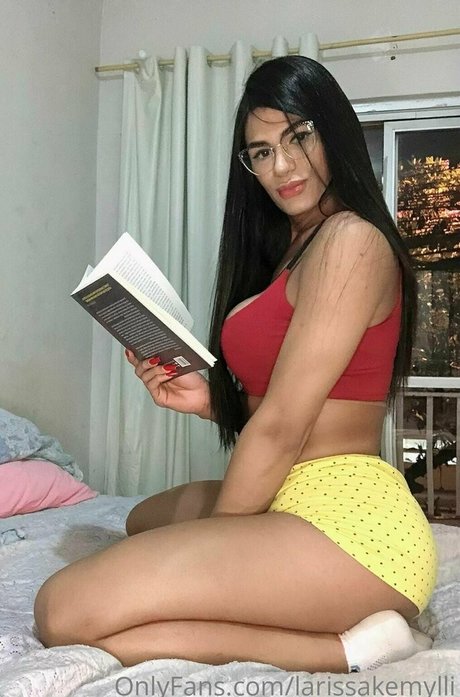 ts larissakemylli star sexy images