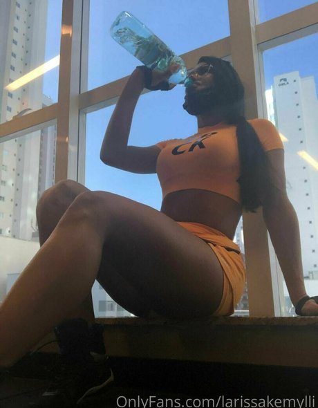 ts larissakemylli naked pornstar galleries