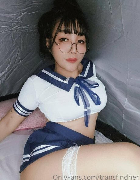 transfindher erotic star photo