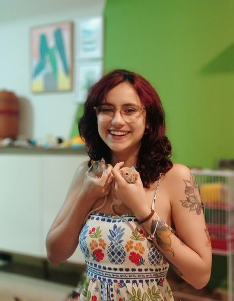 cacamoe sexy star picture