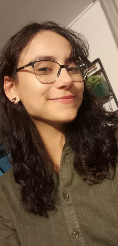 cacamoe nude star galleries