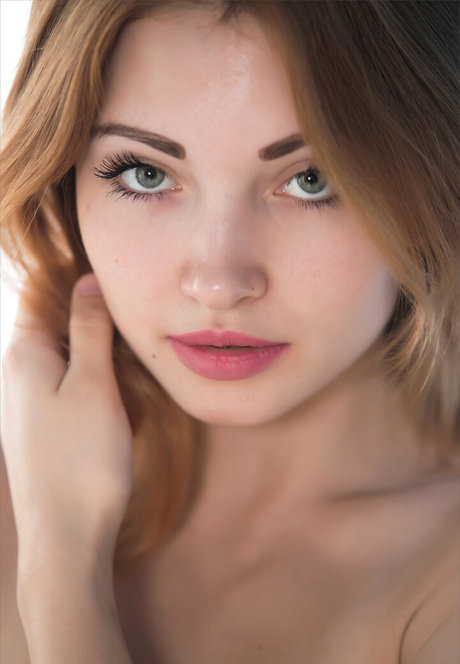 MPLStudios model adult photo